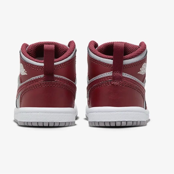 Jordan 1 Mid - Picture 7 of 11